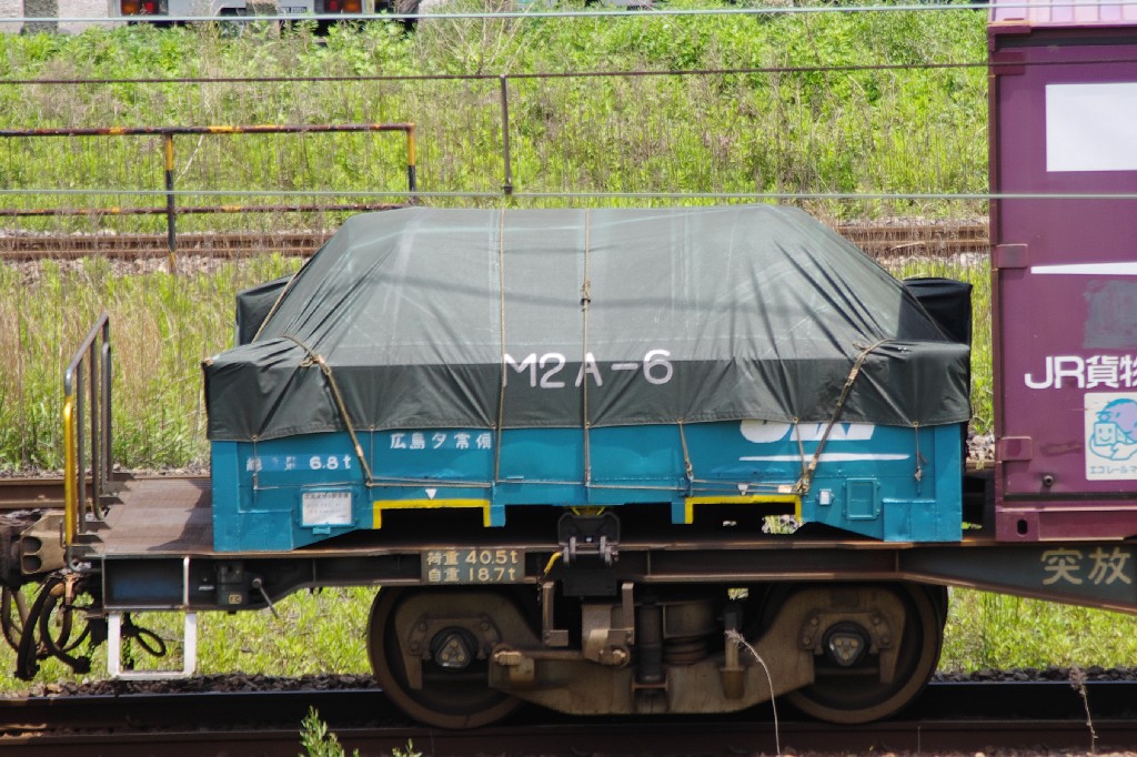 f0203926_2255445.jpg