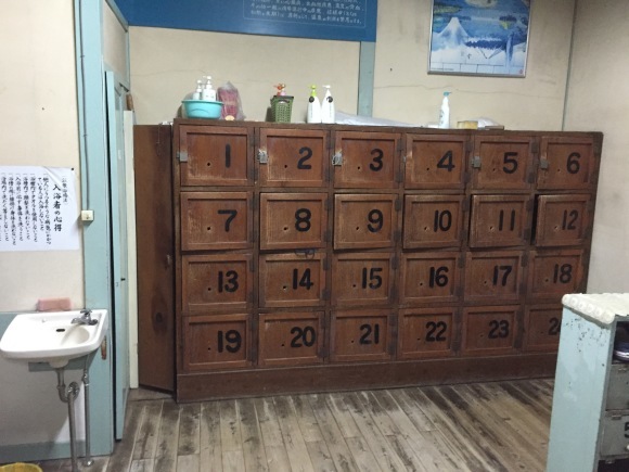 b0188998_18250376.jpeg