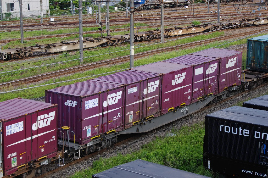 f0203926_2251101.jpg