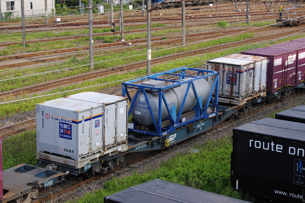 f0203926_22525889.jpg