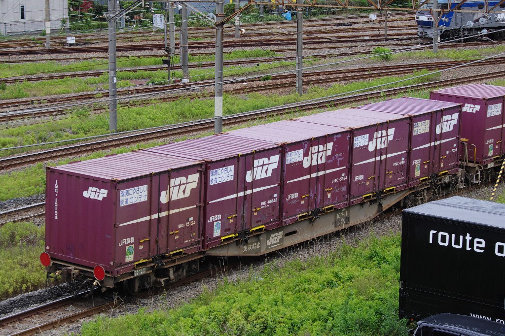 f0203926_2246441.jpg