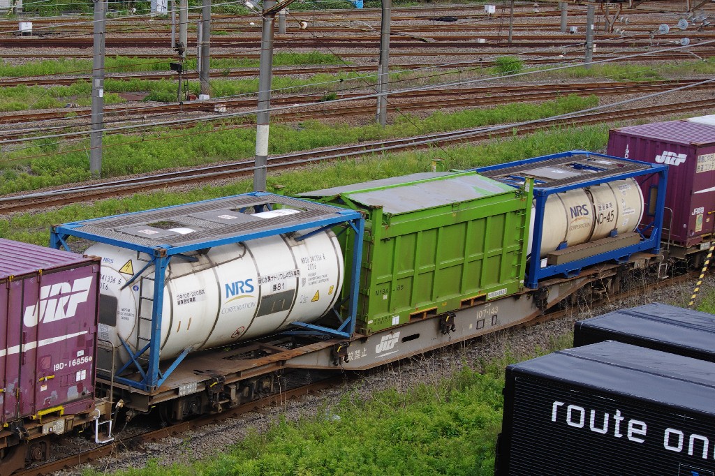 f0203926_02741.jpg