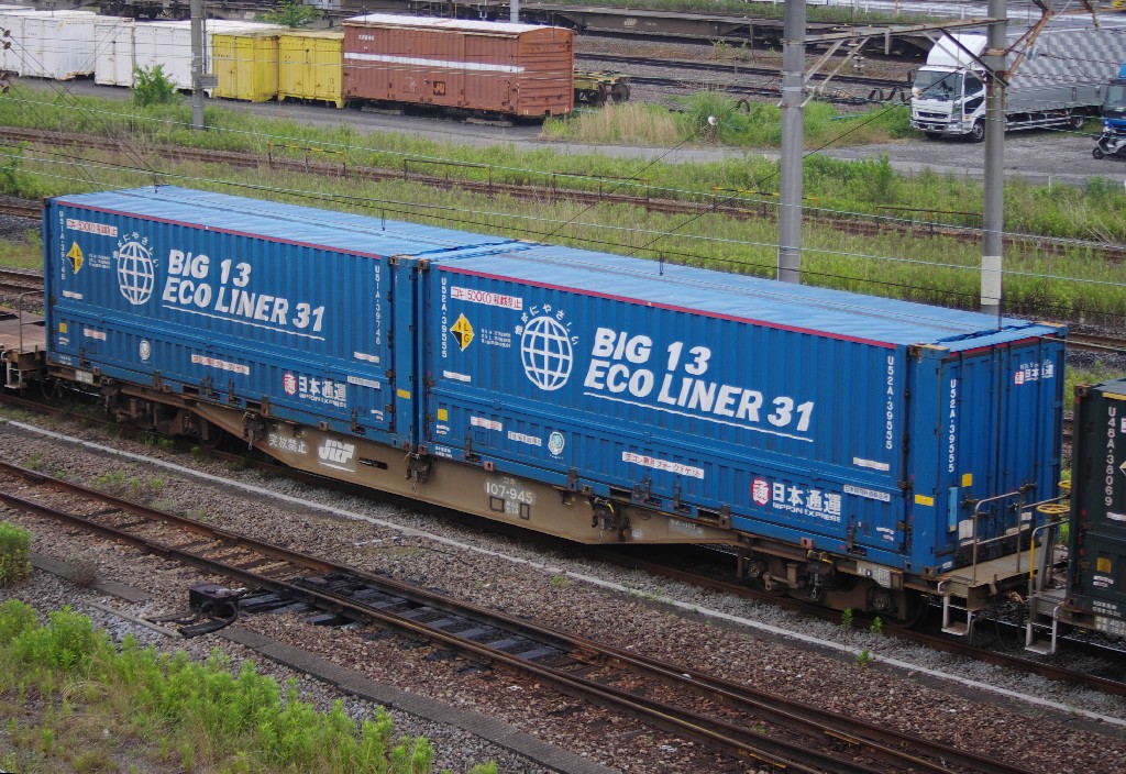 f0203926_2321586.jpg