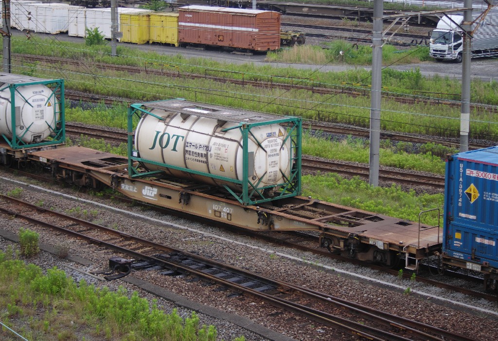 f0203926_23221036.jpg