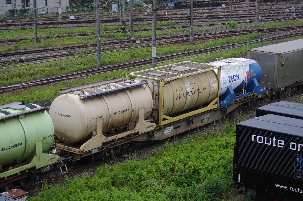 f0203926_002374.jpg