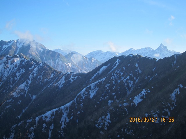 b0148050_1623378.jpg