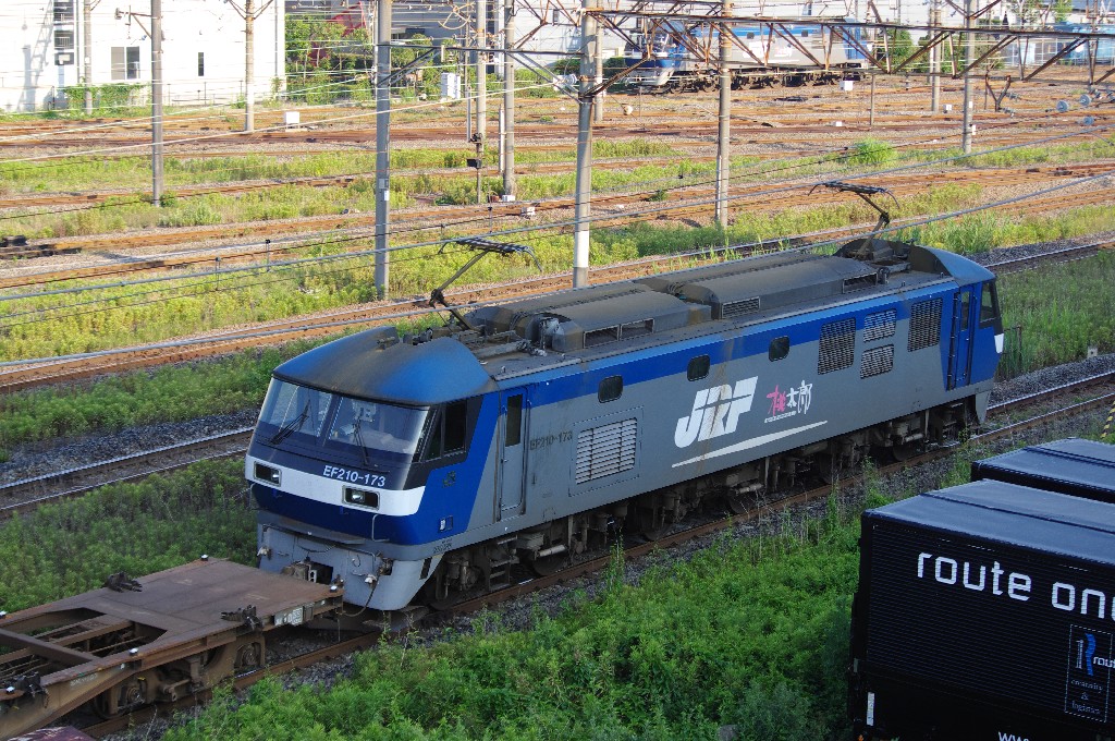 f0203926_0224150.jpg