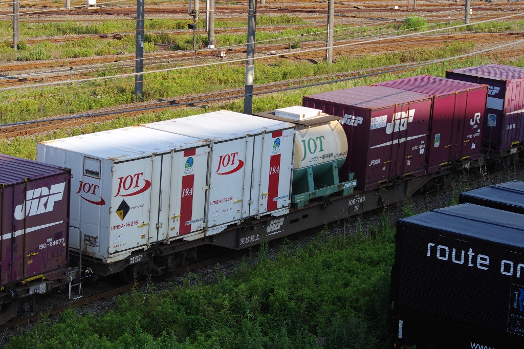 f0203926_2104391.jpg