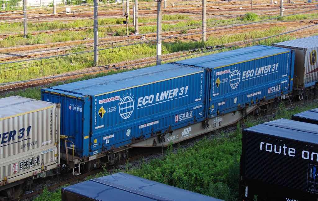 f0203926_2254301.jpg