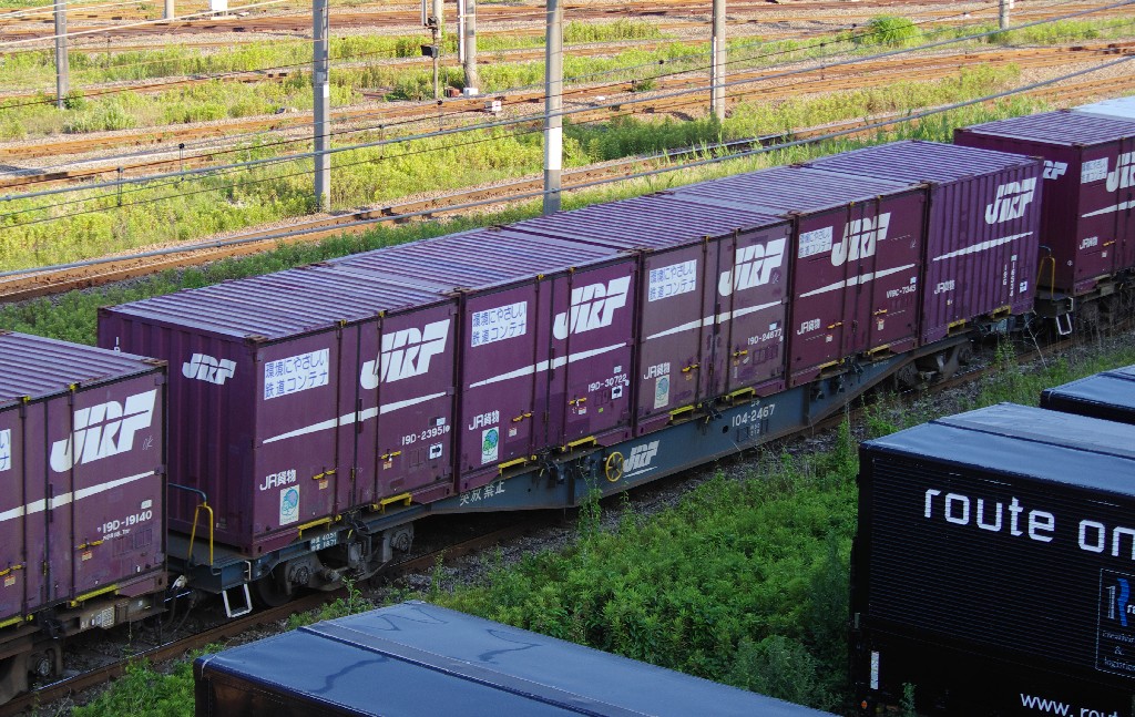 f0203926_2258351.jpg