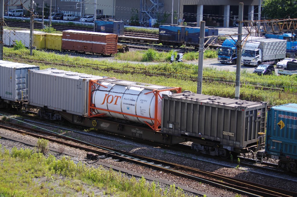 f0203926_23552010.jpg