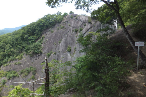 e0041047_03273959.jpg