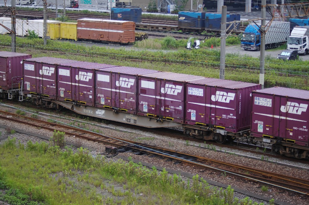 f0203926_0115453.jpg