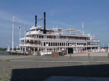 f0089748_12351027.jpg