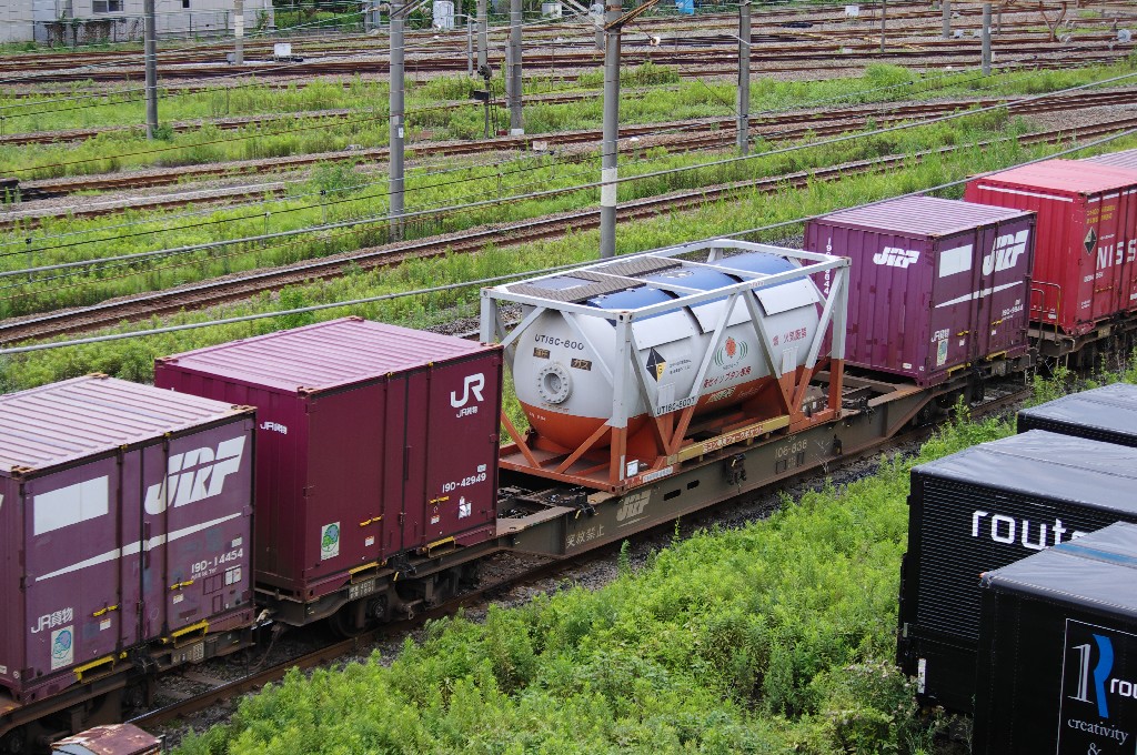 f0203926_1572185.jpg