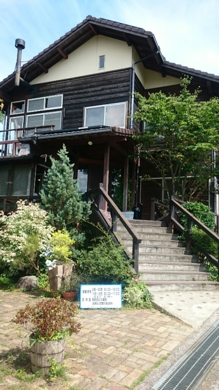 b0366588_05221546.jpg
