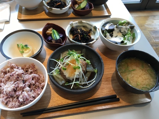 b0043506_00415228.jpeg