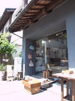 d0124878_18111811.jpg