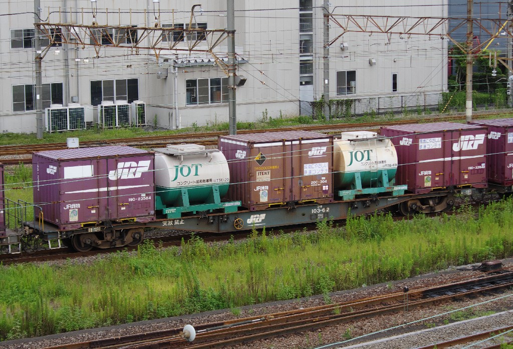 f0203926_21165622.jpg