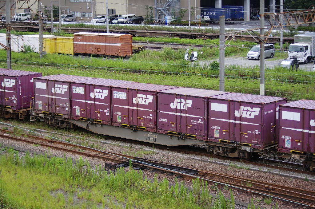 f0203926_2204792.jpg