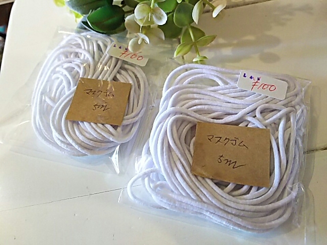 f0126934_11581125.jpg