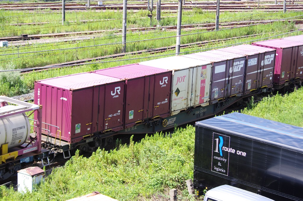 f0203926_02119.jpg