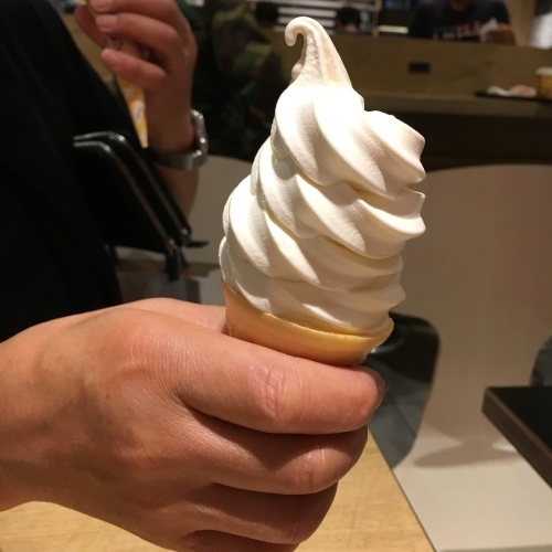 f0347891_00053408.jpeg