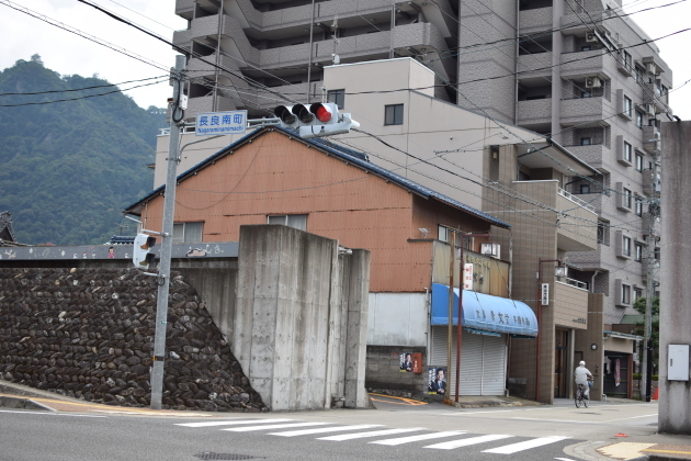 b0312230_20382669.jpg