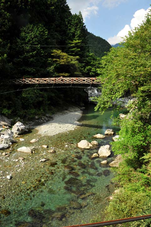 b0075541_1416836.jpg