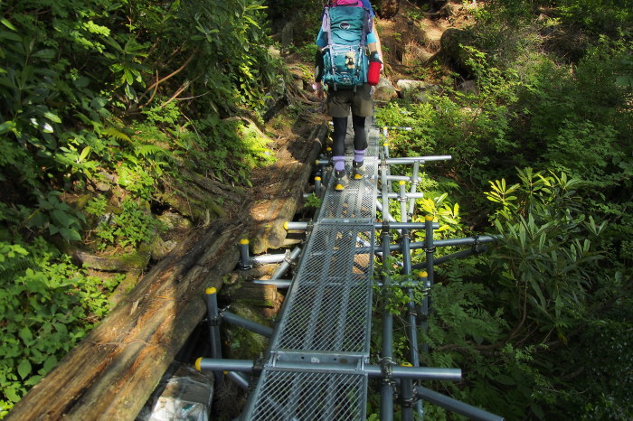 e0307372_16070724.jpg