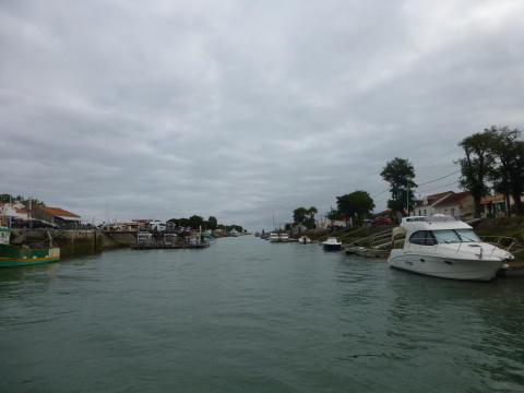 b0296855_23285769.jpg