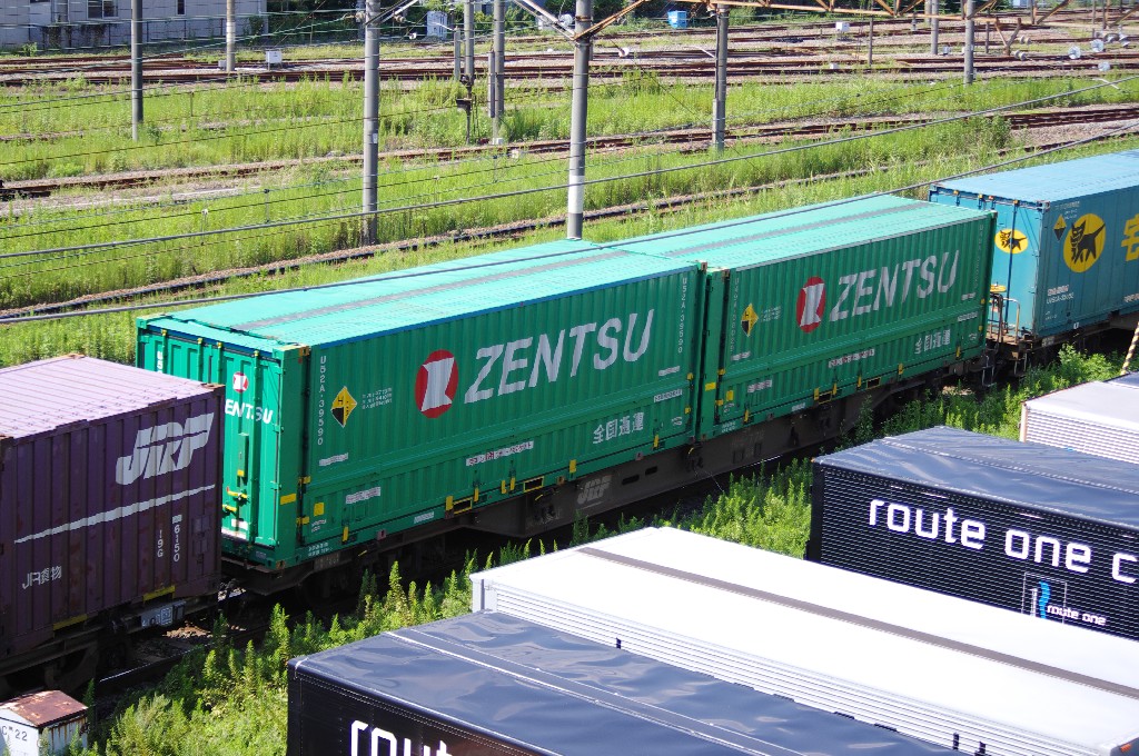 f0203926_22173940.jpg