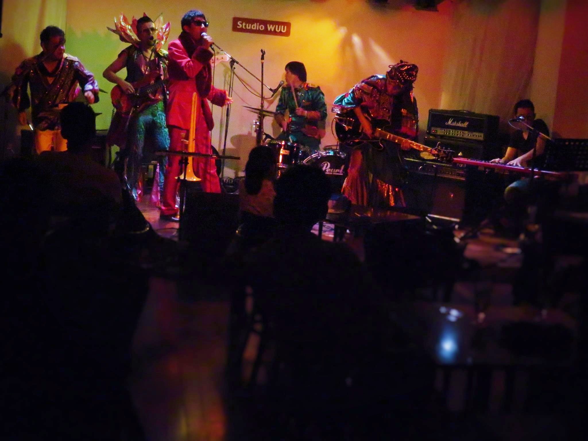 e0147206_1201315.jpg