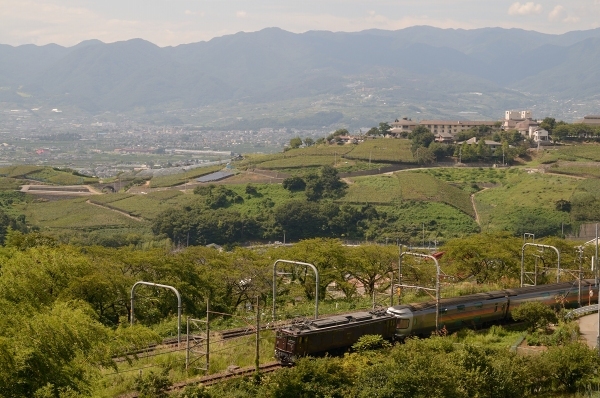 e0005714_00271400.jpg