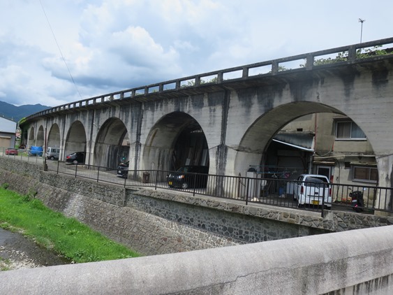 f0202151_1718470.jpg