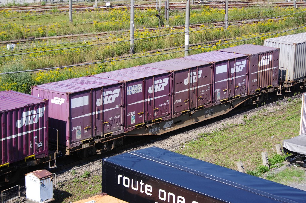 f0203926_22111521.jpg