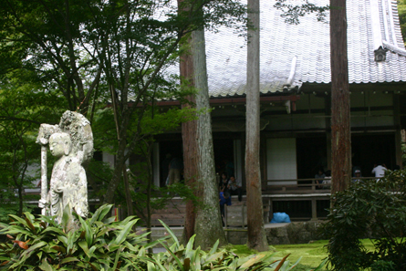 a0045381_14000005.jpg