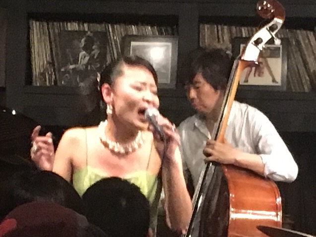 a0050302_2114341.jpg