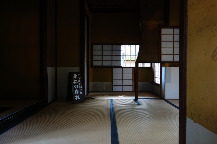 a0287336_1227510.jpg