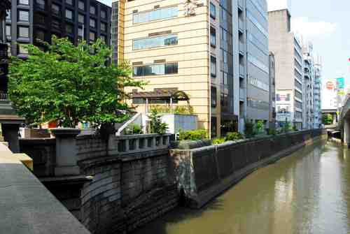d0149411_2319533.jpg