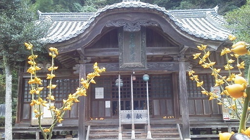 e0342766_03553309.jpg