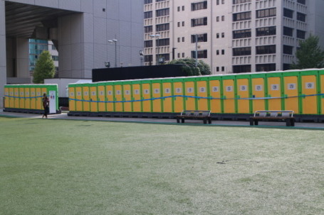 b0300759_08144810.jpg