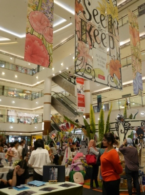f0339434_23174041.jpg