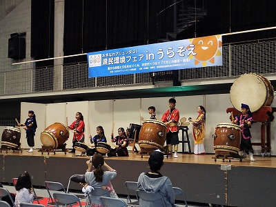 f0338188_14910.jpg