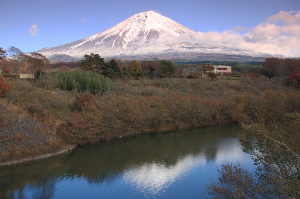 a0188405_04005382.jpg