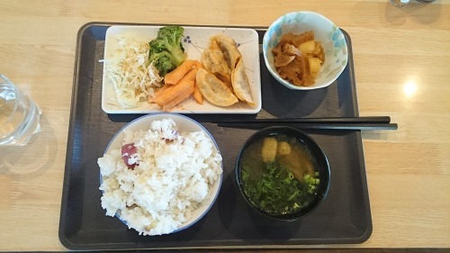 f0337851_10383499.jpg