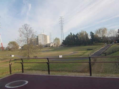 f0329849_12593885.jpg