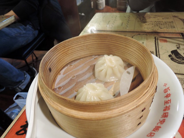 f0373905_1320379.jpg