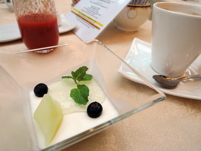 f0373905_1453748.jpg