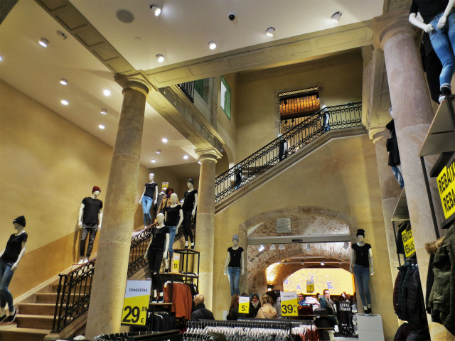 b0064411_04064339.jpg